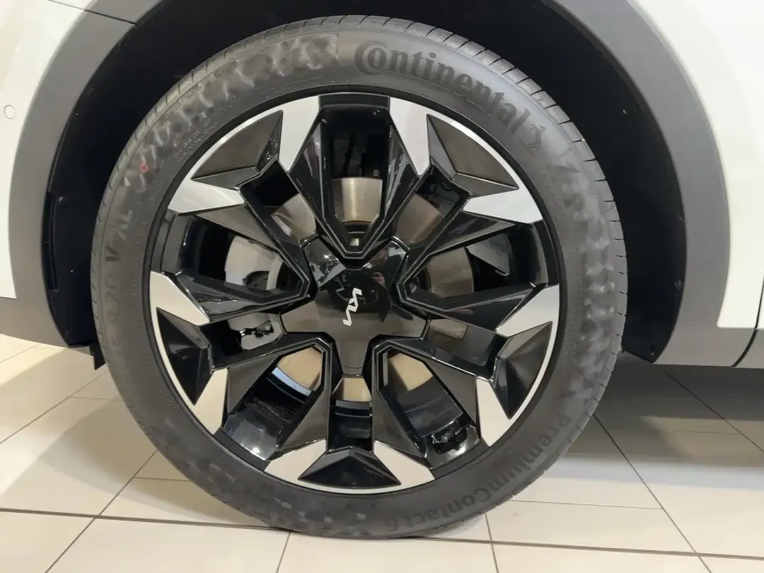 Kia Sorento - Thumbnail 9