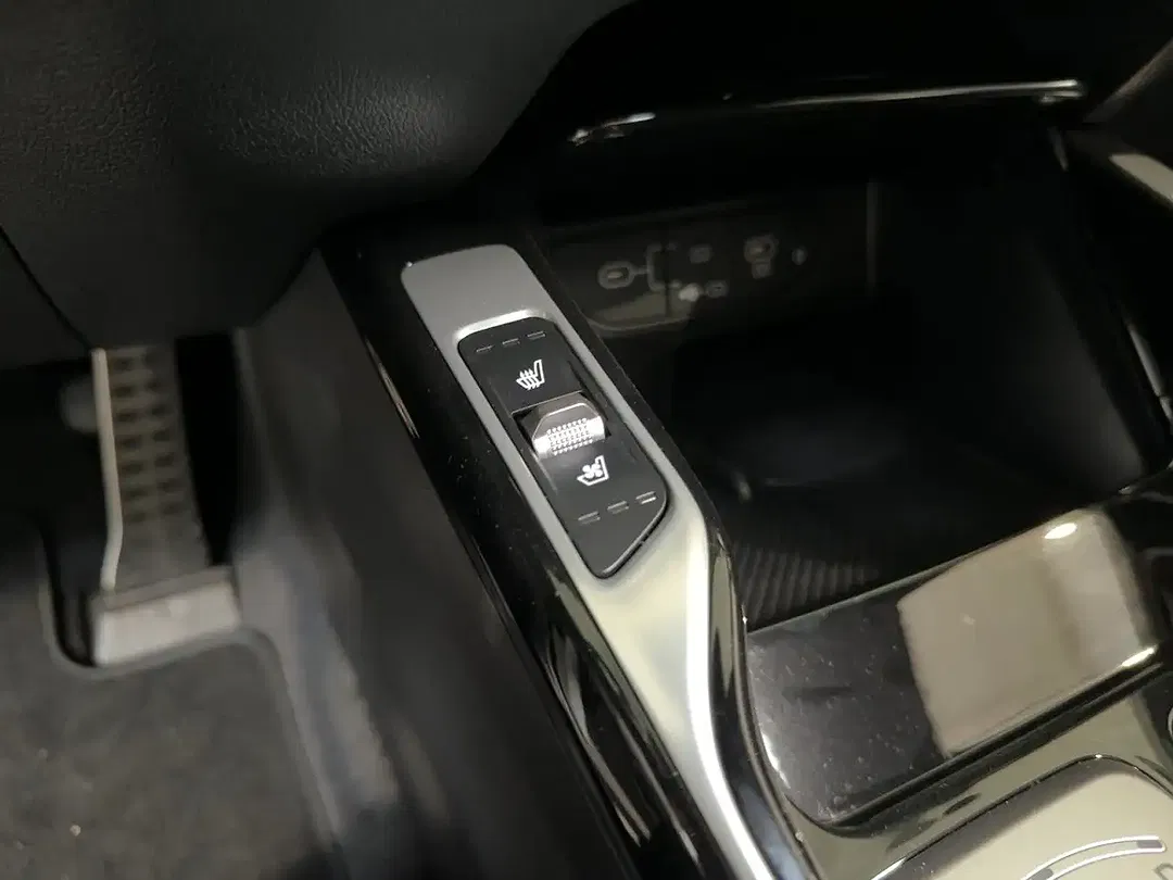 Kia Sorento - Thumbnail 12