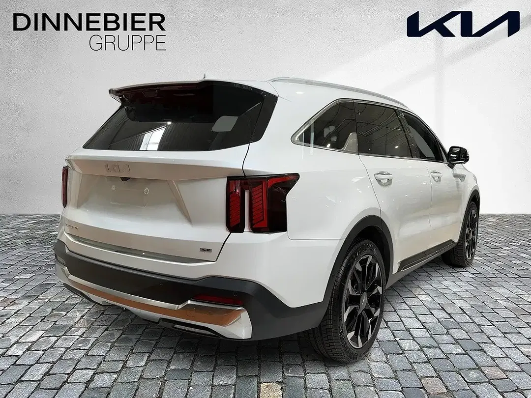 Kia Sorento - Thumbnail 2