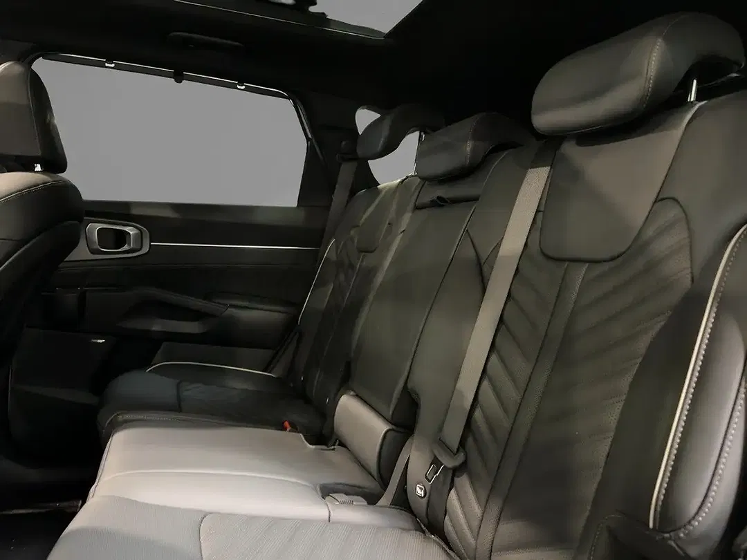 Kia Sorento - Thumbnail 5