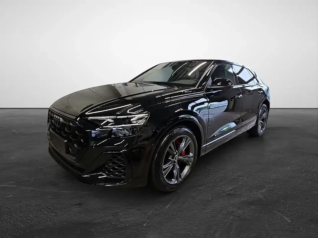 Audi Q8 - Thumbnail 1