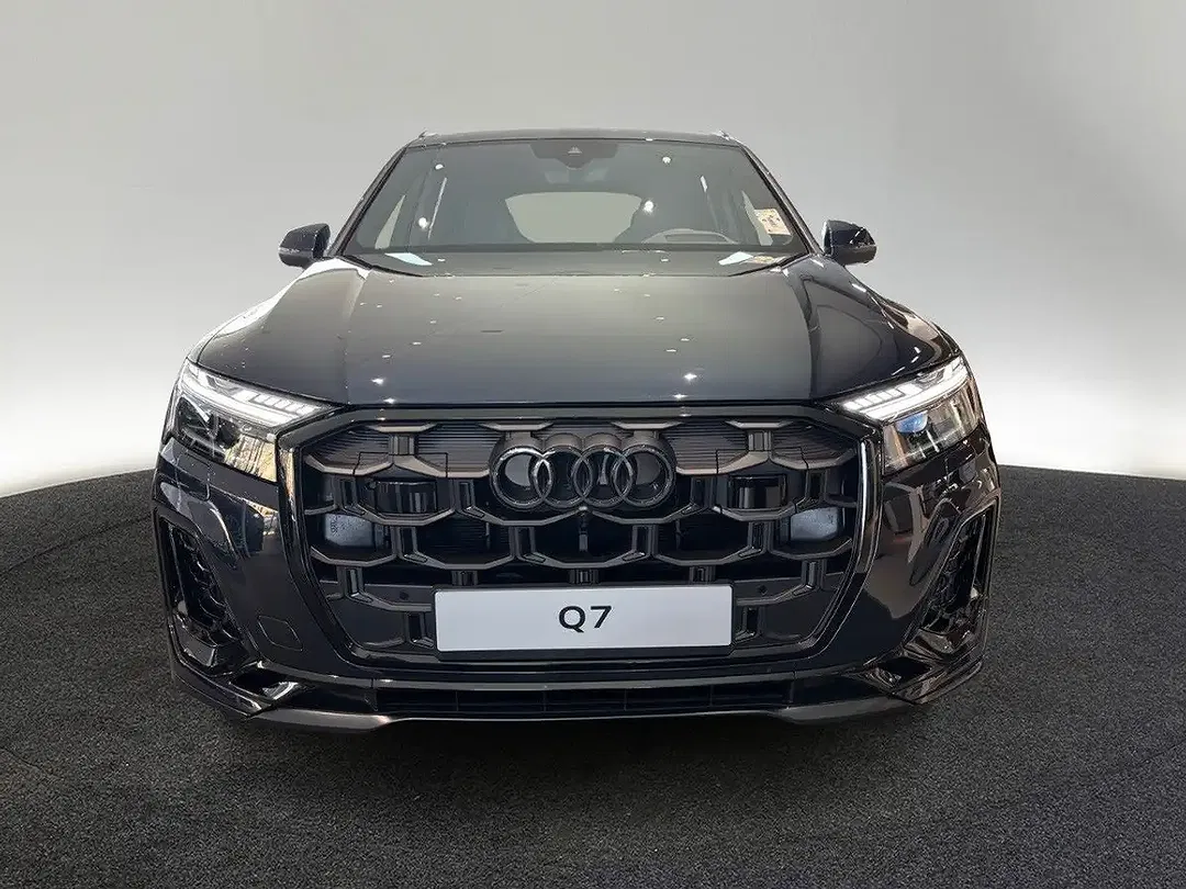 Audi Q7 - Thumbnail 2