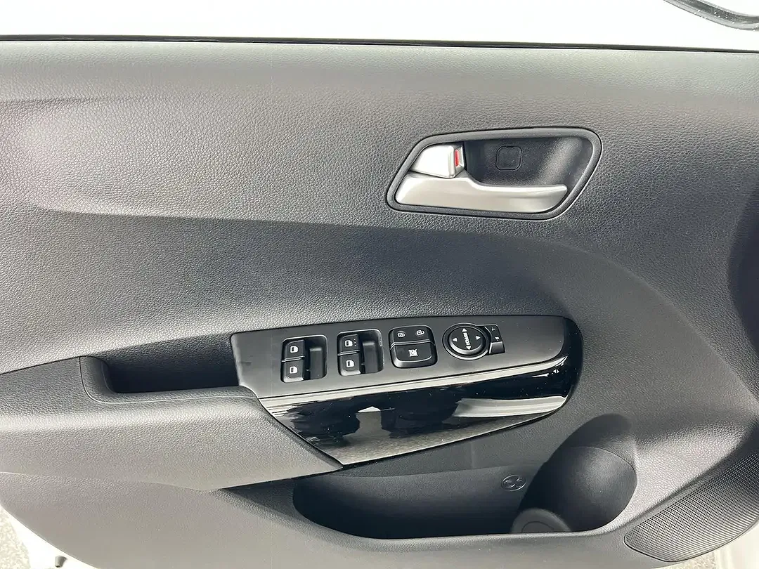 Kia Picanto - Thumbnail 11