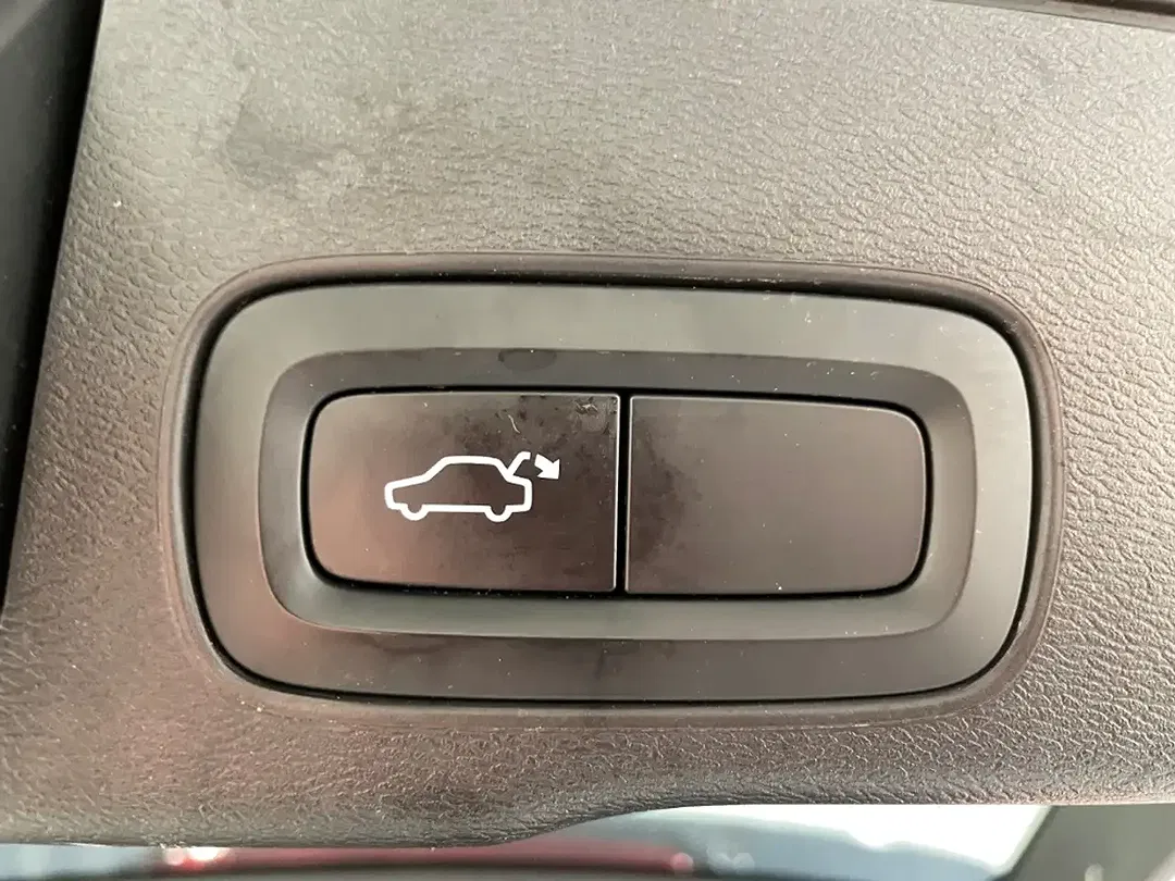 Volvo XC60 - Thumbnail 10