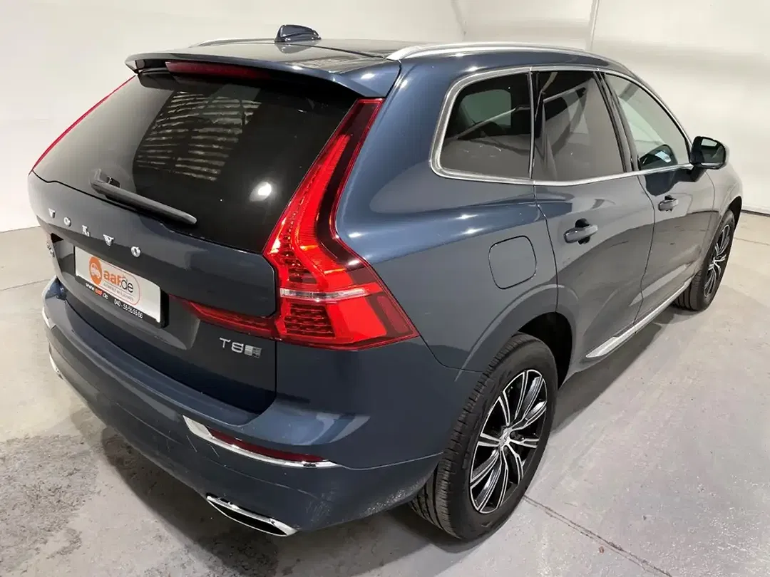 Volvo XC60 - Thumbnail 3