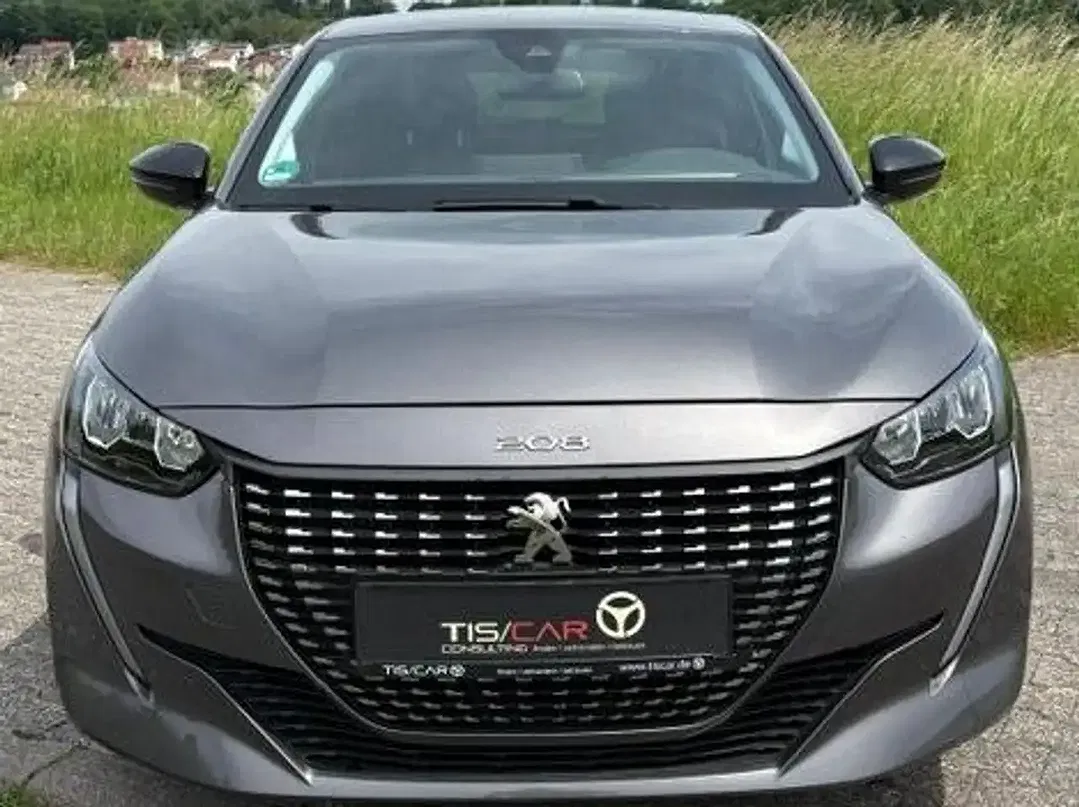 Peugeot 208 - Thumbnail 2