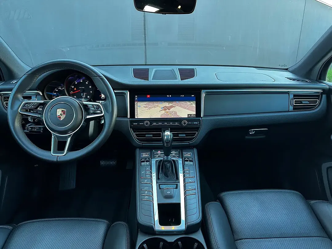 Porsche Macan - Thumbnail 12