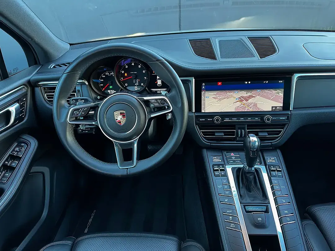 Porsche Macan - Thumbnail 17