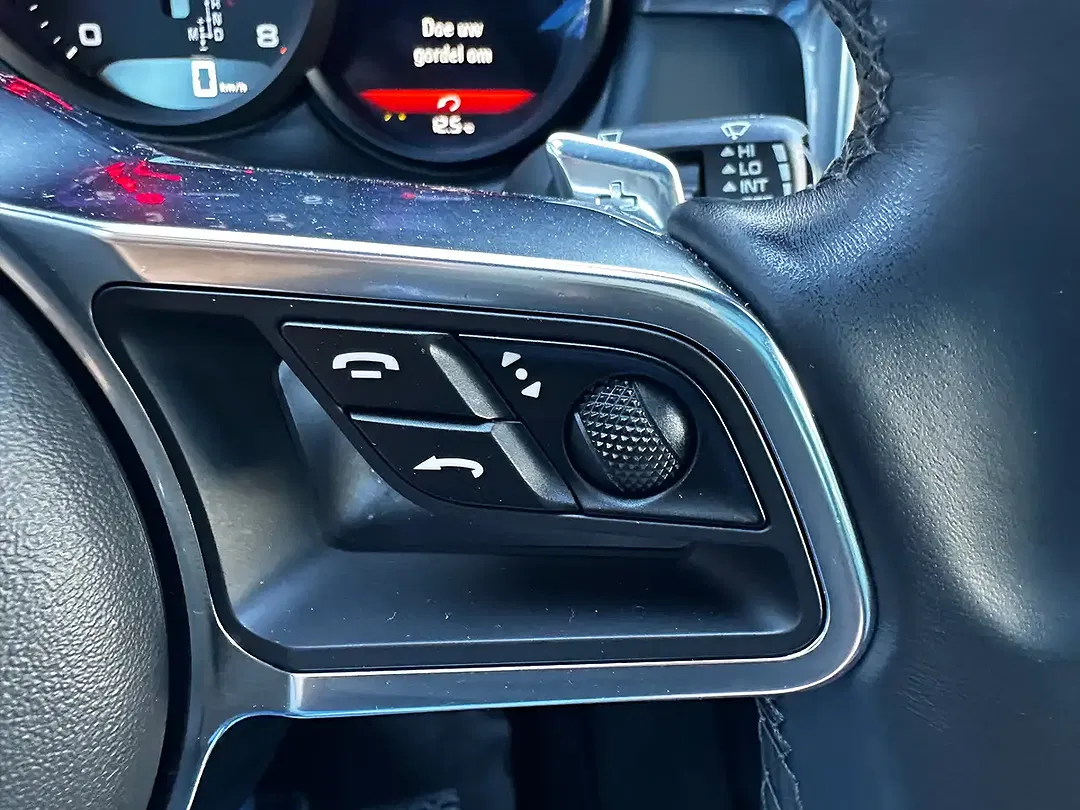 Porsche Macan - Thumbnail 20