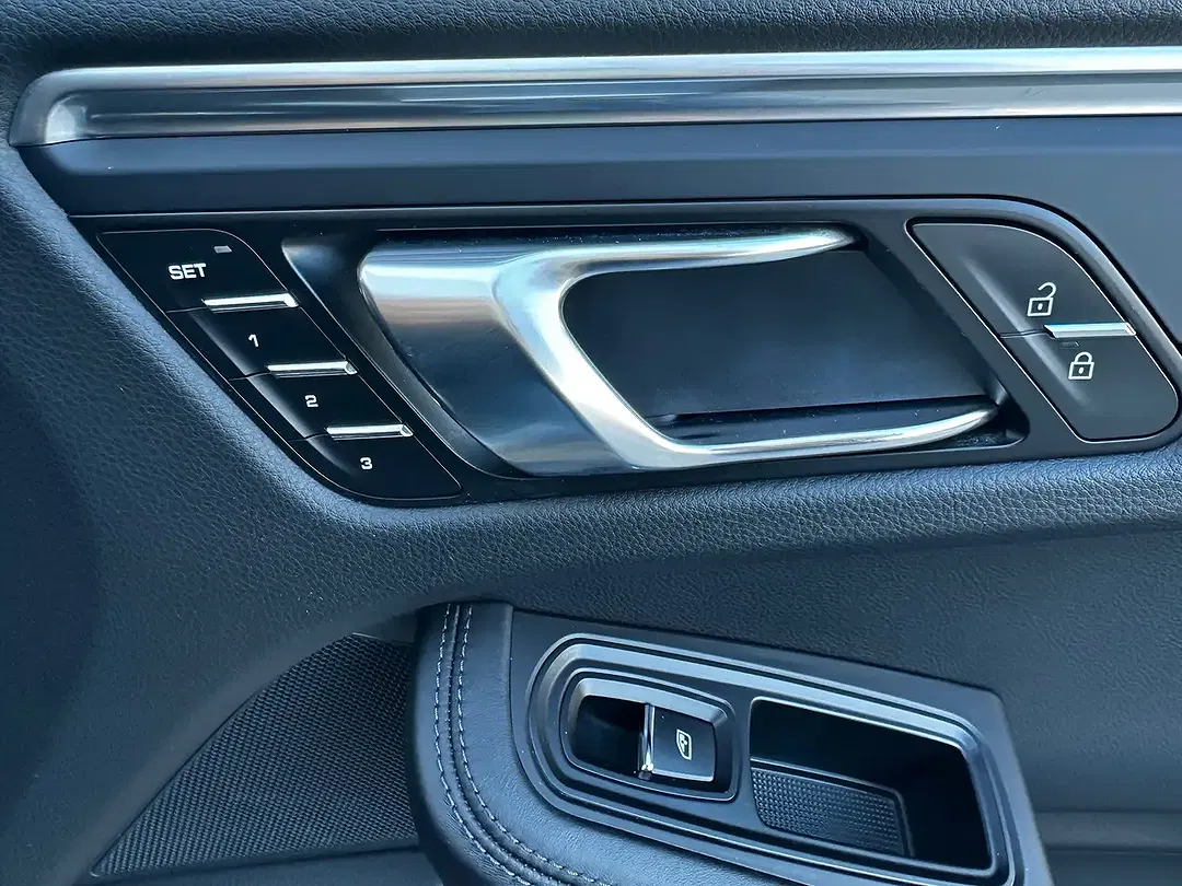 Porsche Macan - Thumbnail 21