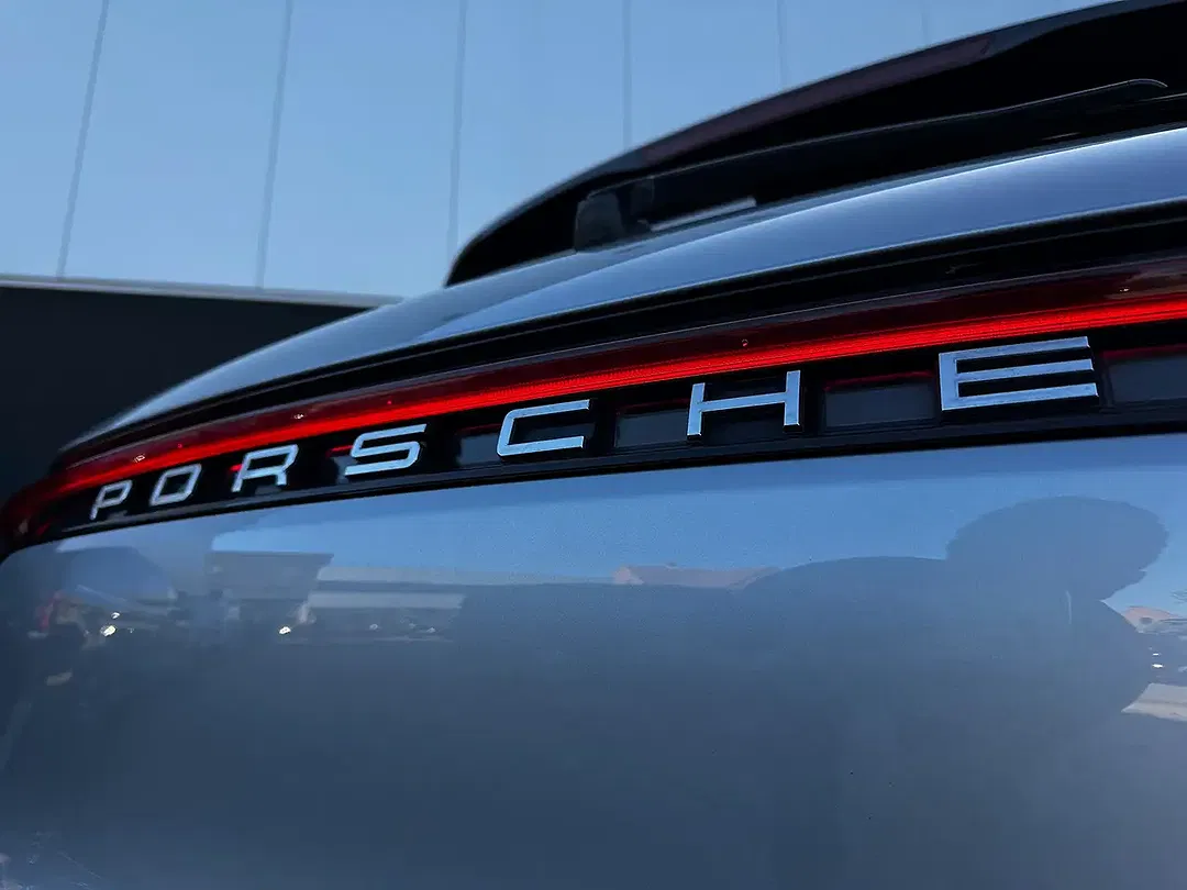 Porsche Macan - Thumbnail 32