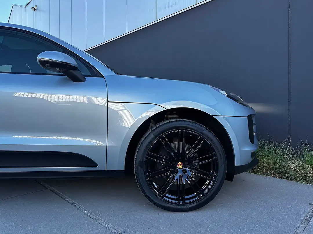 Porsche Macan - Thumbnail 34
