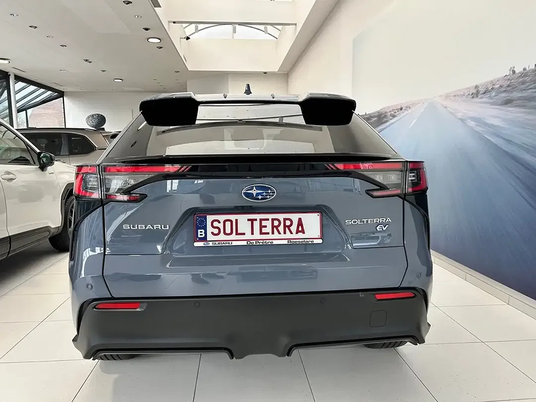 Subaru Solterra - Thumbnail 2