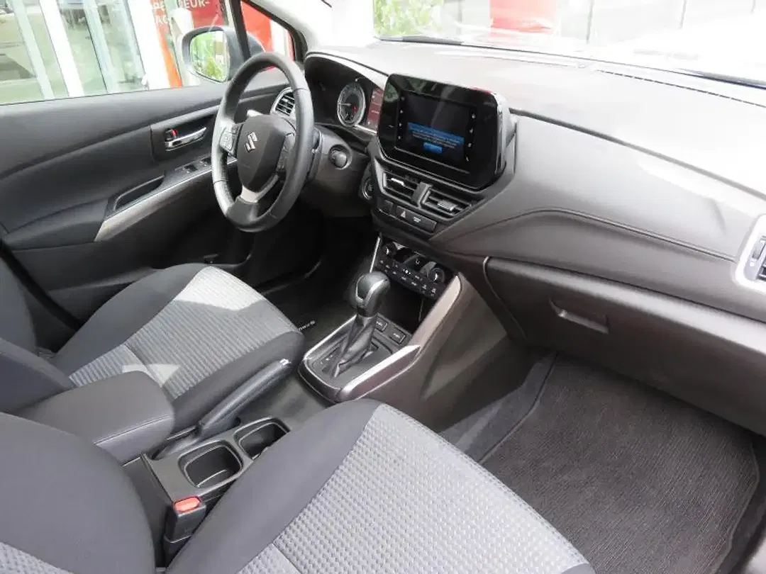 Suzuki S-Cross - Thumbnail 8