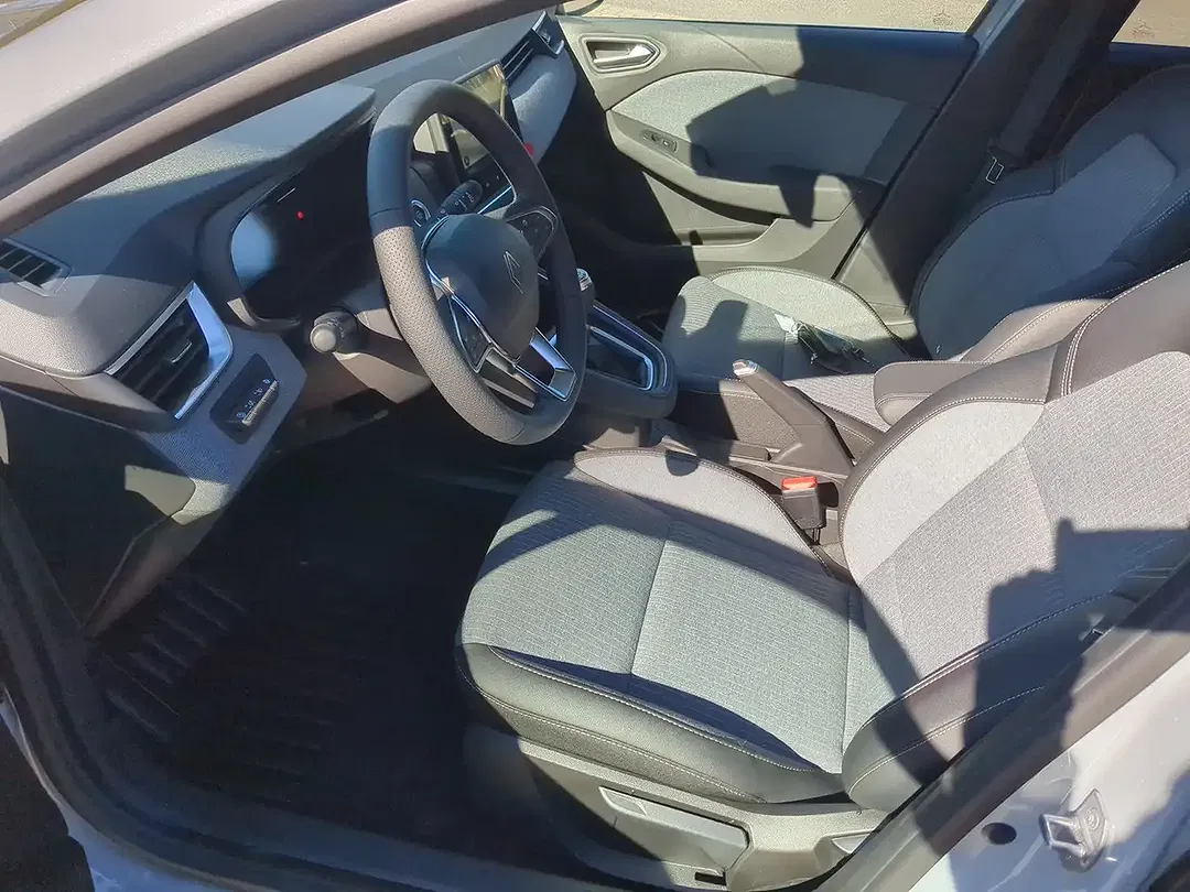 Renault Clio - Thumbnail 5