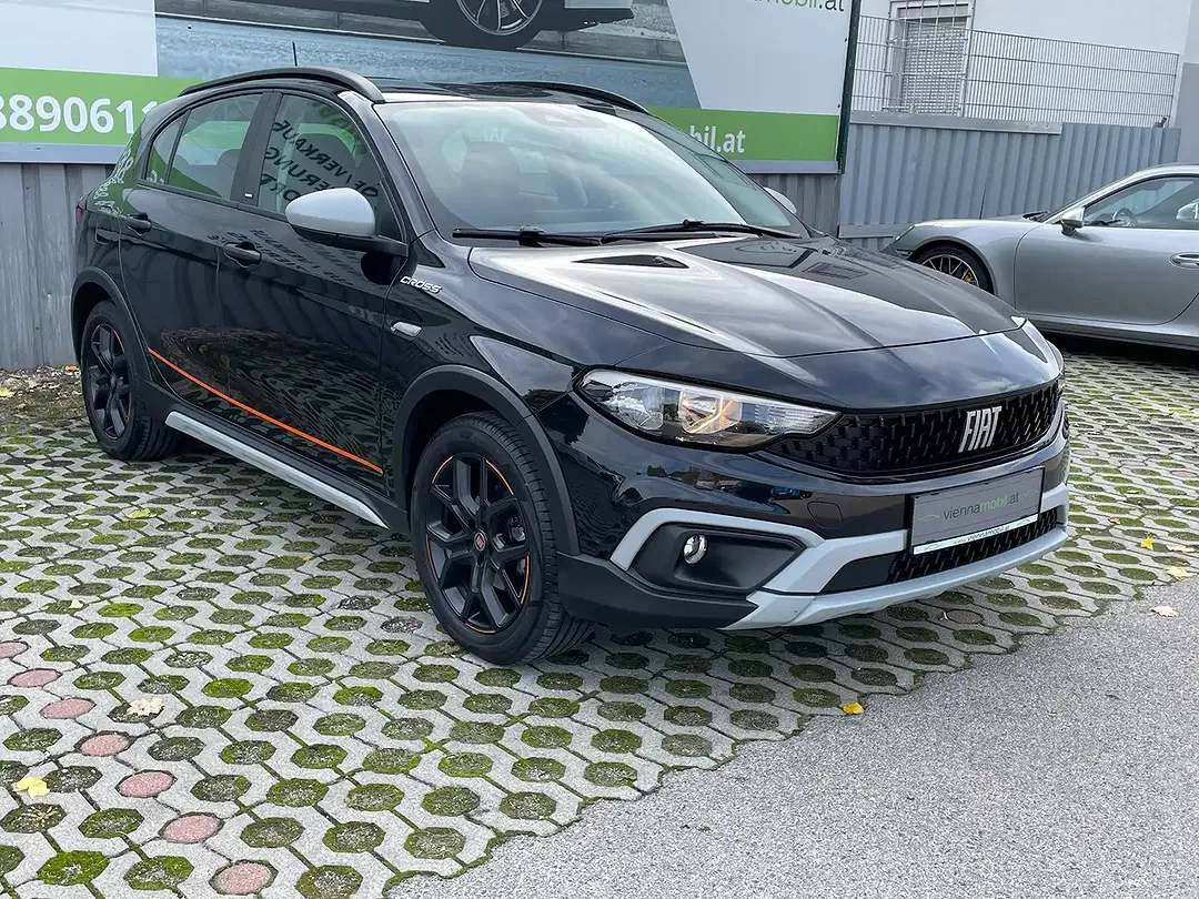 Fiat Tipo - Thumbnail 1
