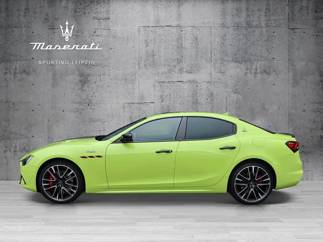 Maserati Ghibli - Thumbnail 4