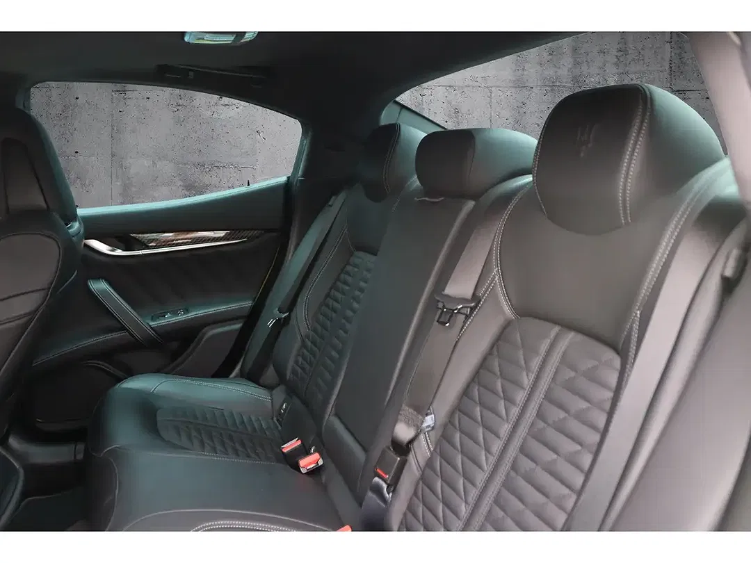 Maserati Ghibli - Thumbnail 9
