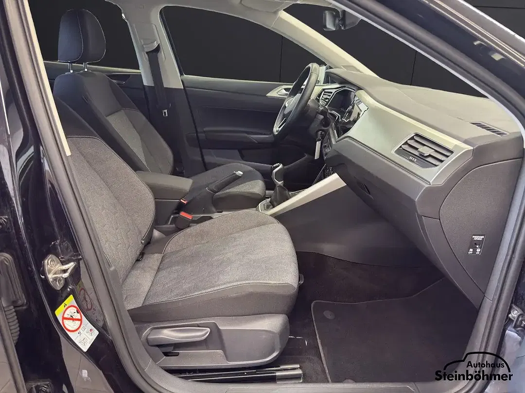 Volkswagen Polo - Thumbnail 12