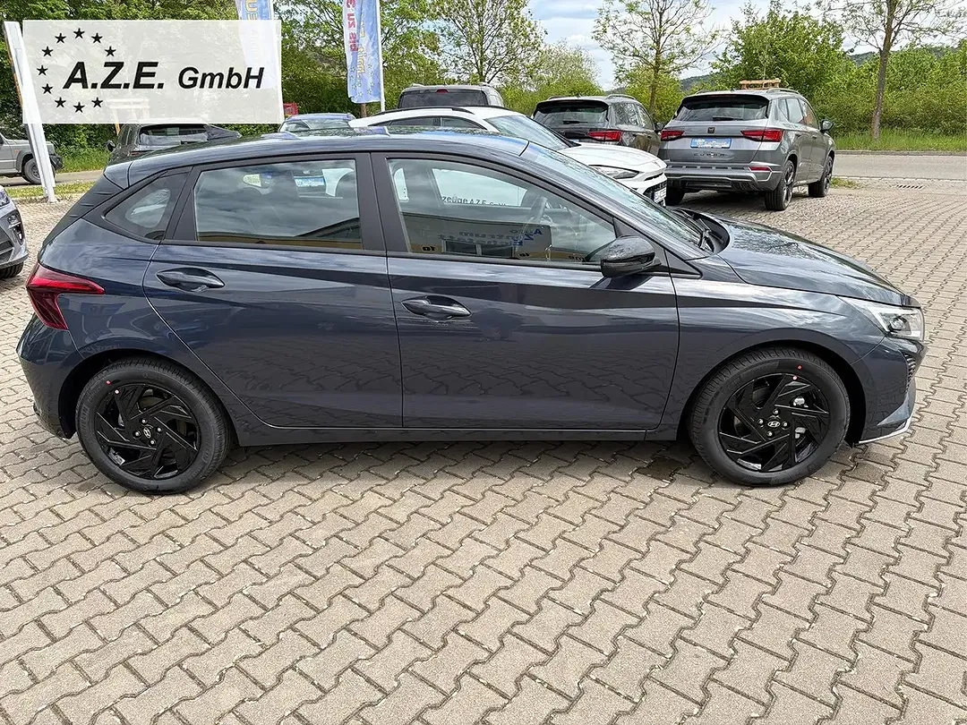 Hyundai i20 - Thumbnail 4