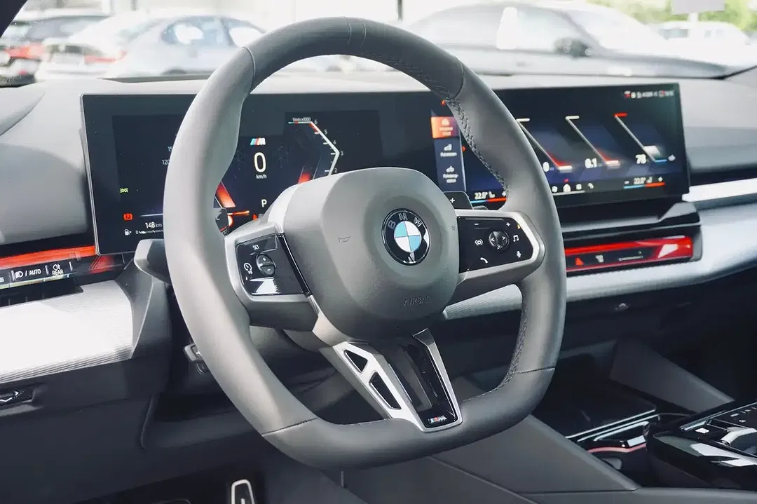 BMW 520 - Thumbnail 15