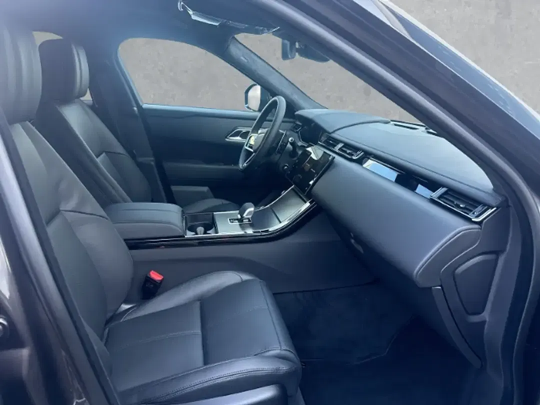 Land Rover Range Rover Velar - Thumbnail 3