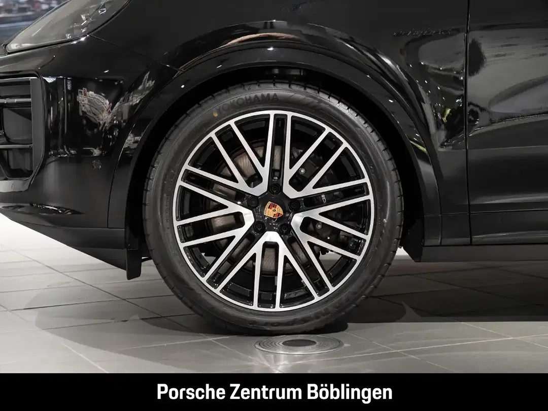 Porsche Cayenne - Thumbnail 14
