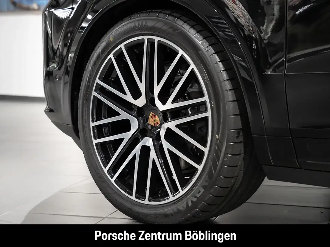 Porsche Cayenne - Thumbnail 15