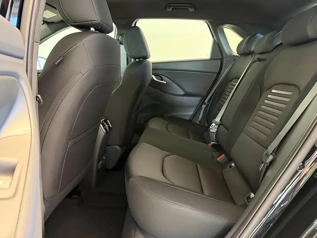 Hyundai i30 - Thumbnail 13