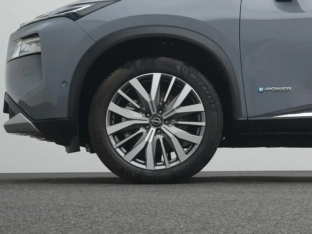 Nissan X-Trail - Thumbnail 7