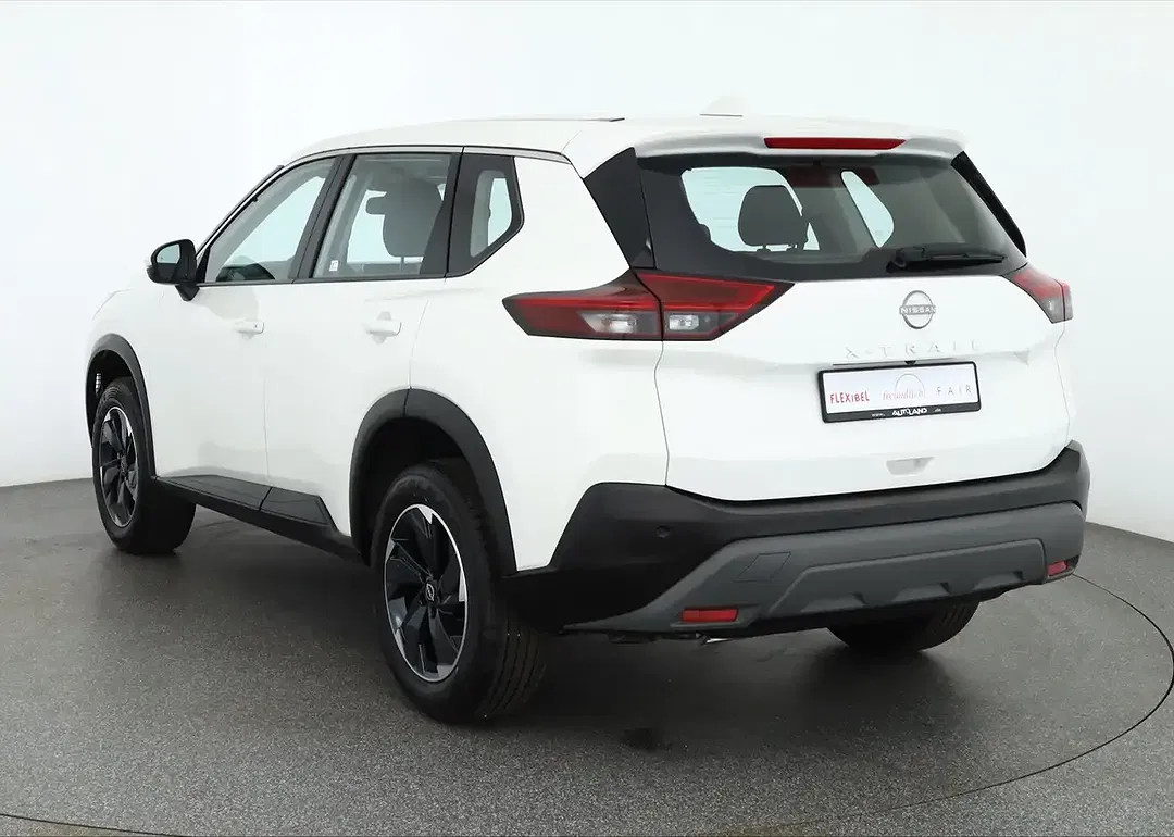 Nissan X-Trail - Thumbnail 2