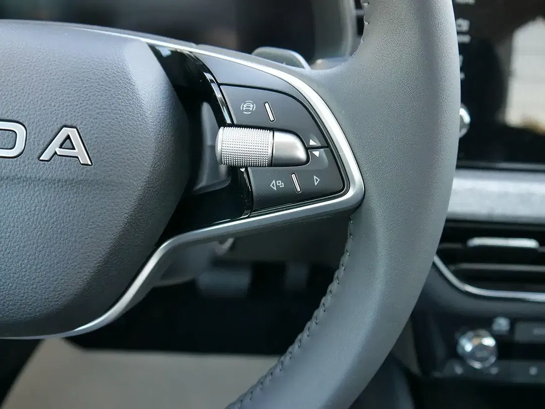 Skoda Scala - Thumbnail 12