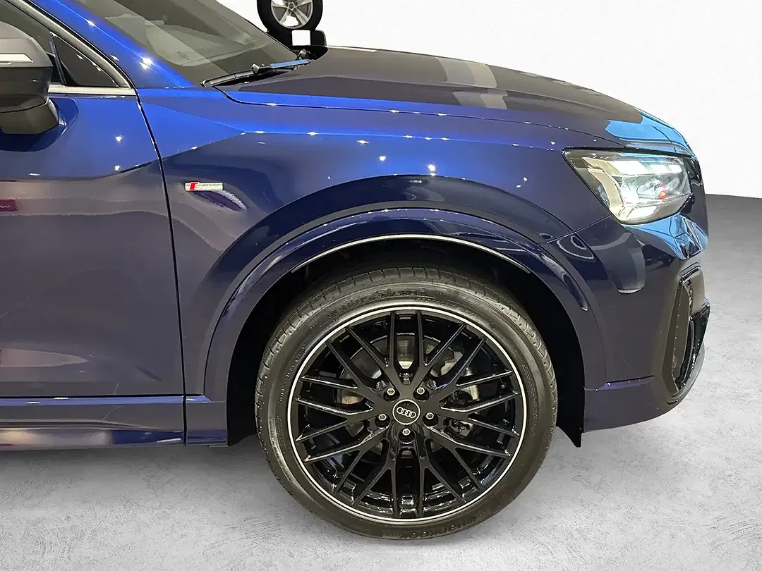 Audi Q2 - Thumbnail 4