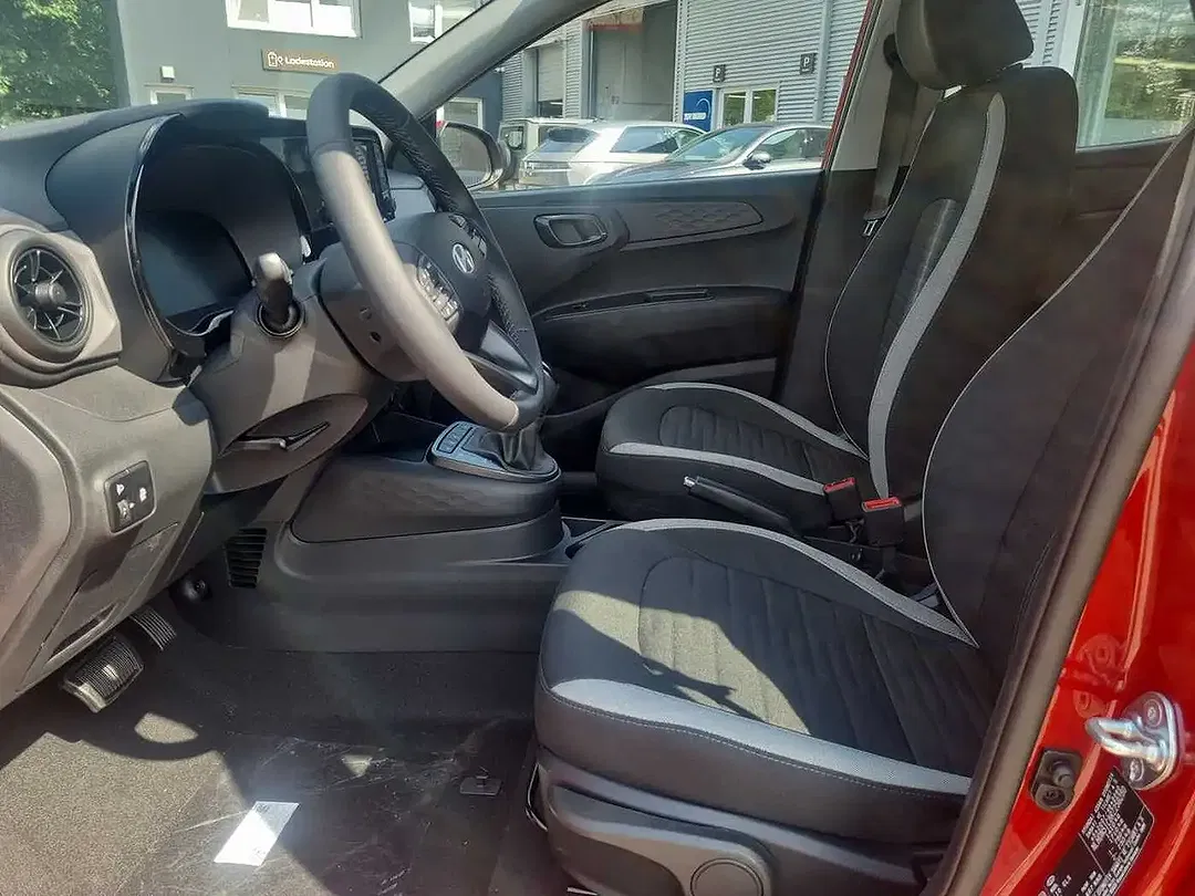 Hyundai i10 - Thumbnail 11