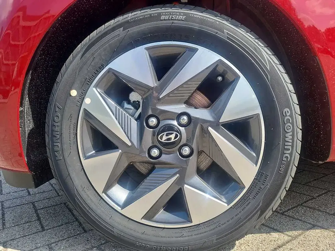 Hyundai i10 - Thumbnail 6