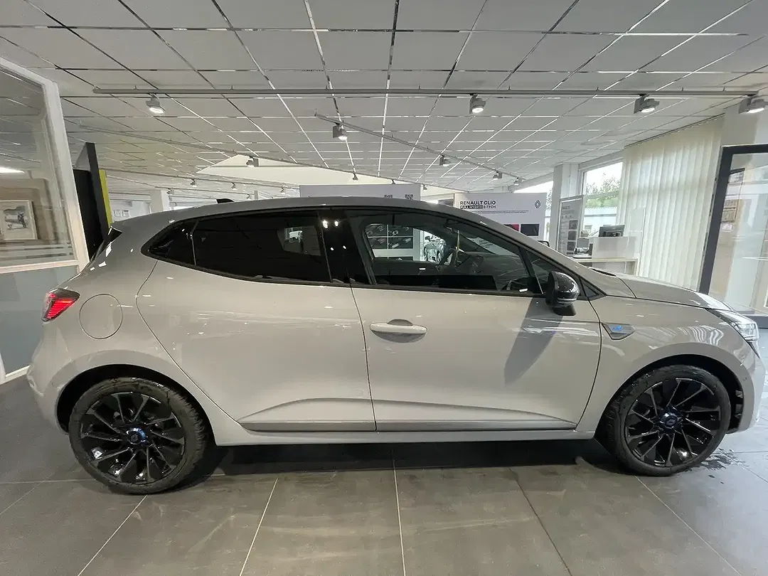 Renault Clio - Thumbnail 7