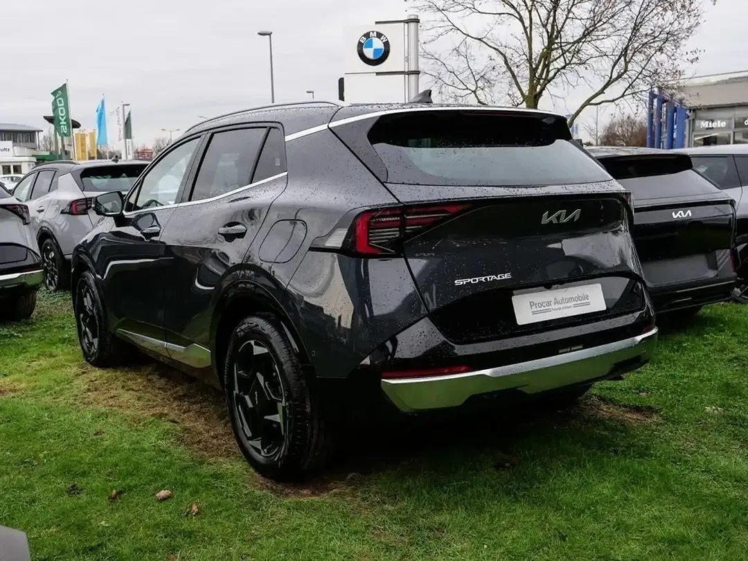 Kia Sportage - Thumbnail 2