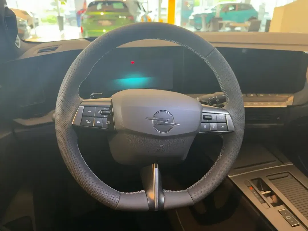 Opel Astra - Thumbnail 12