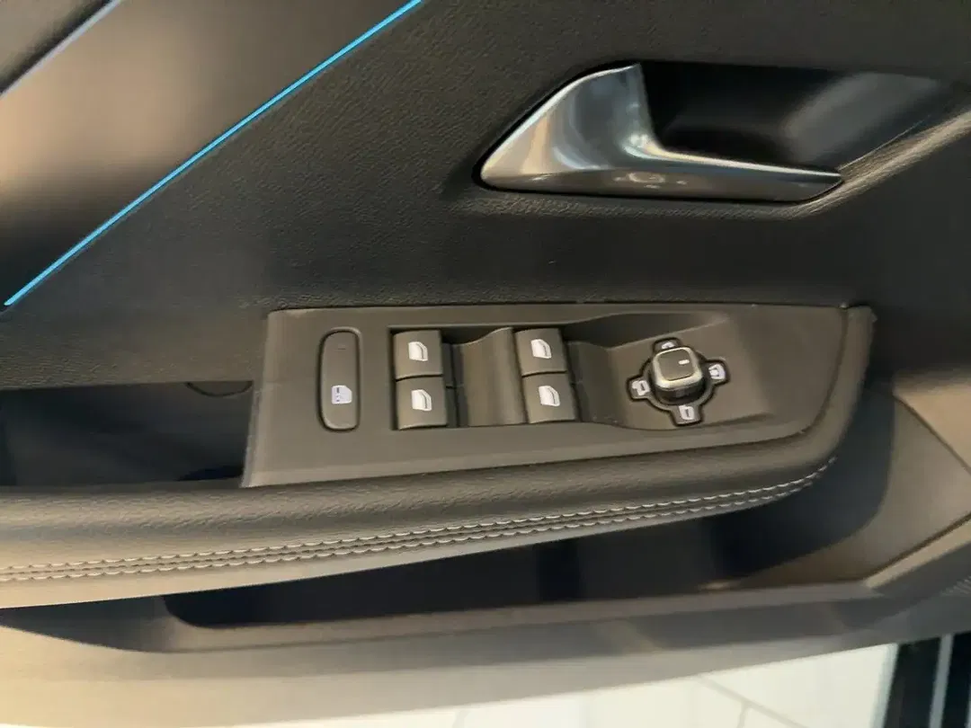 Opel Astra - Thumbnail 15