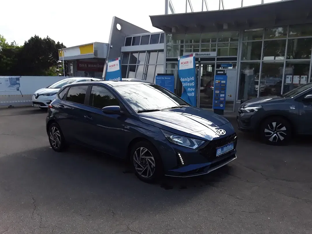 Hyundai i20 - Thumbnail 1