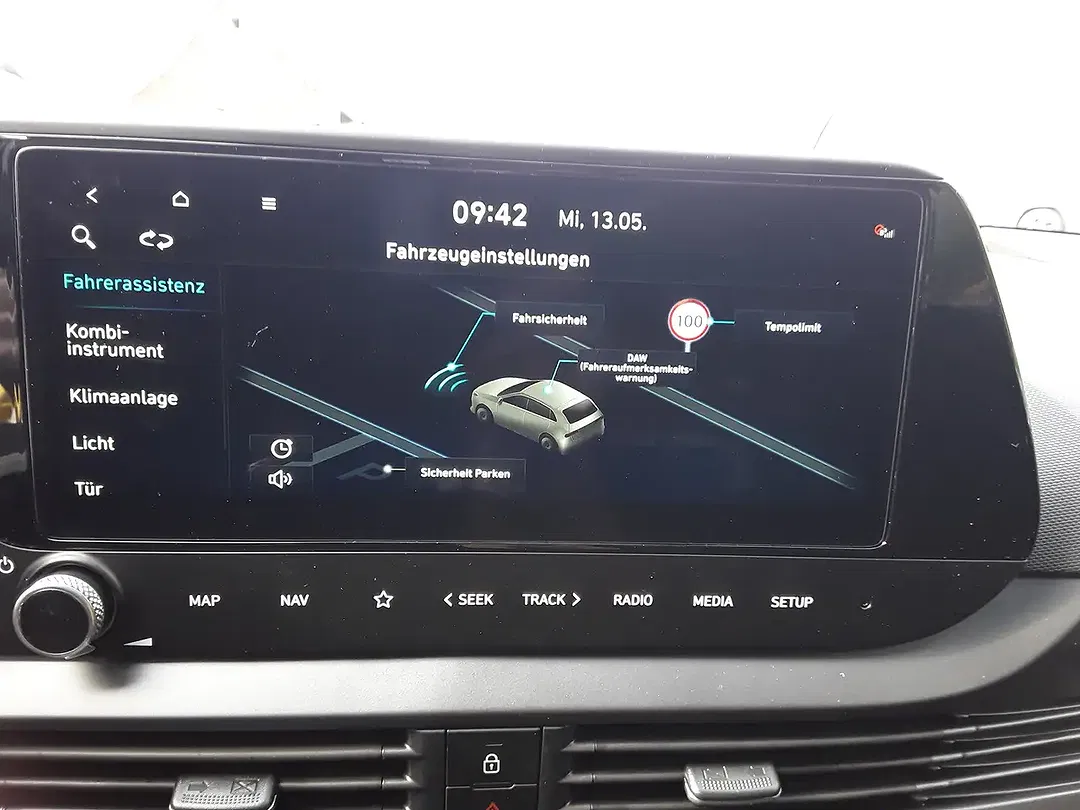 Hyundai i20 - Thumbnail 15