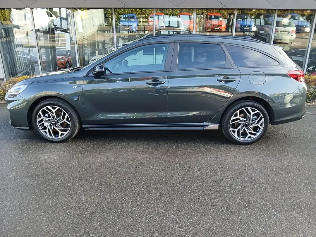 Hyundai i30 - Thumbnail 2