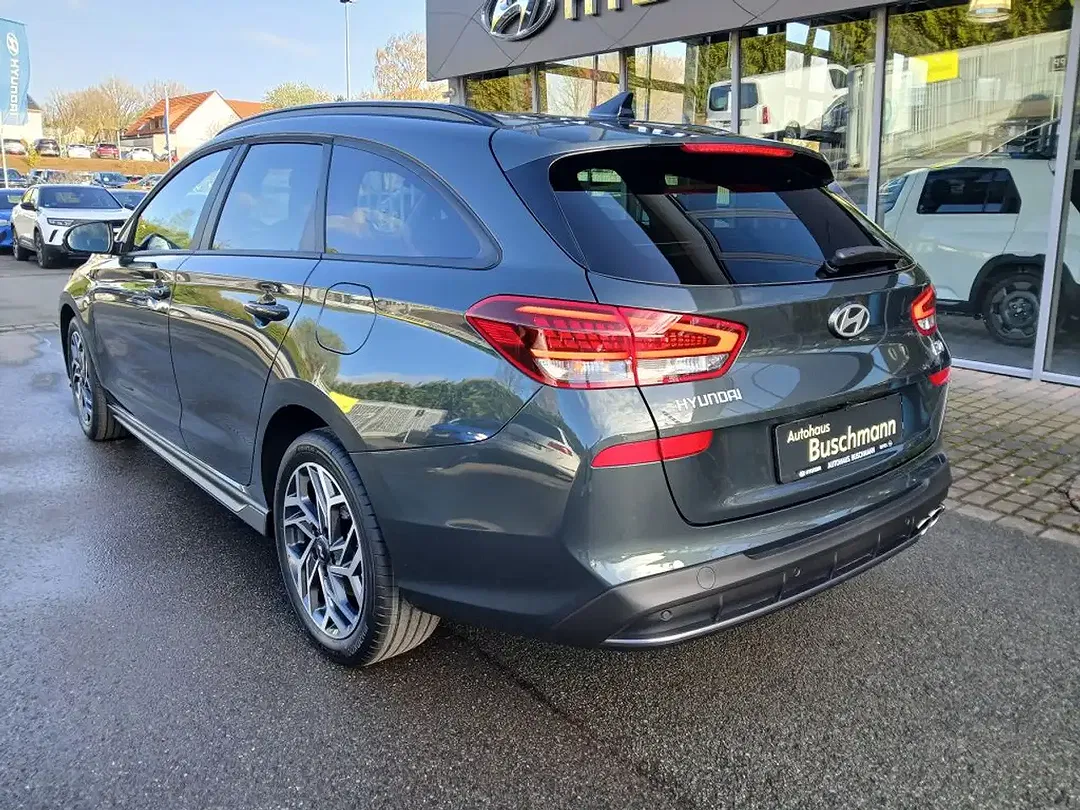Hyundai i30 - Thumbnail 3