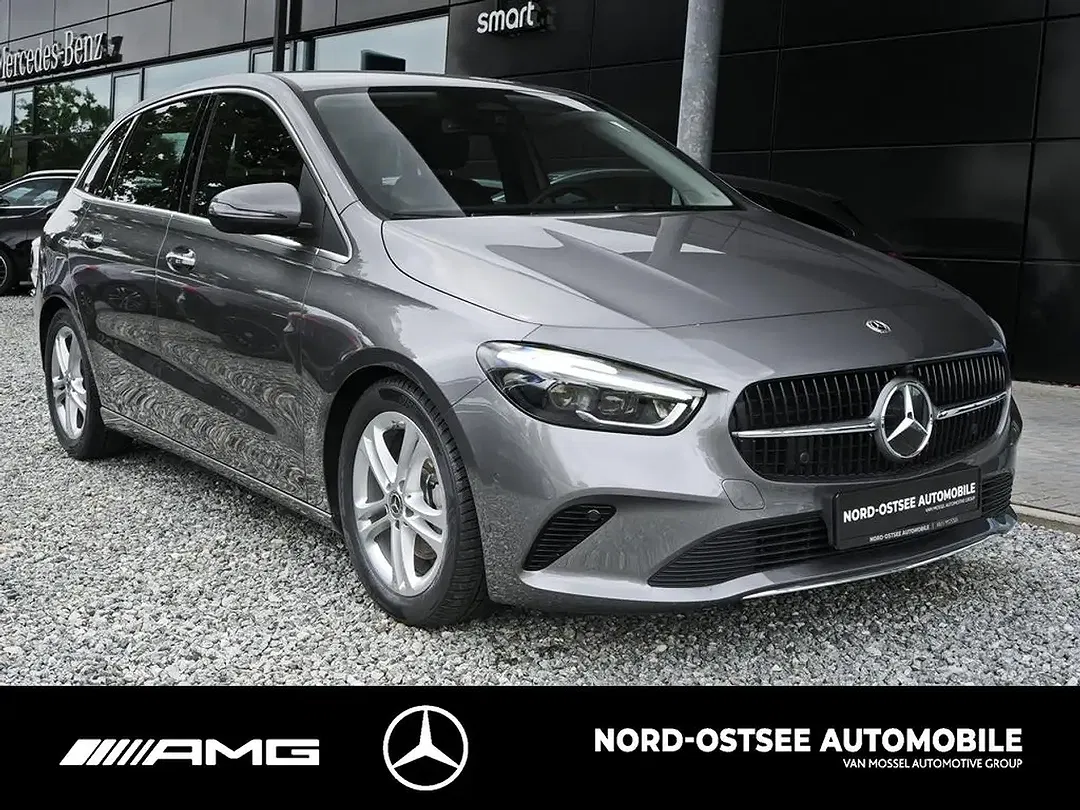 Mercedes-Benz B 200 - Thumbnail 3