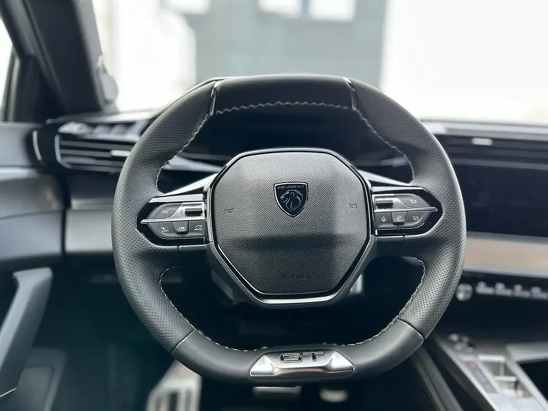 Peugeot 308 - Thumbnail 13