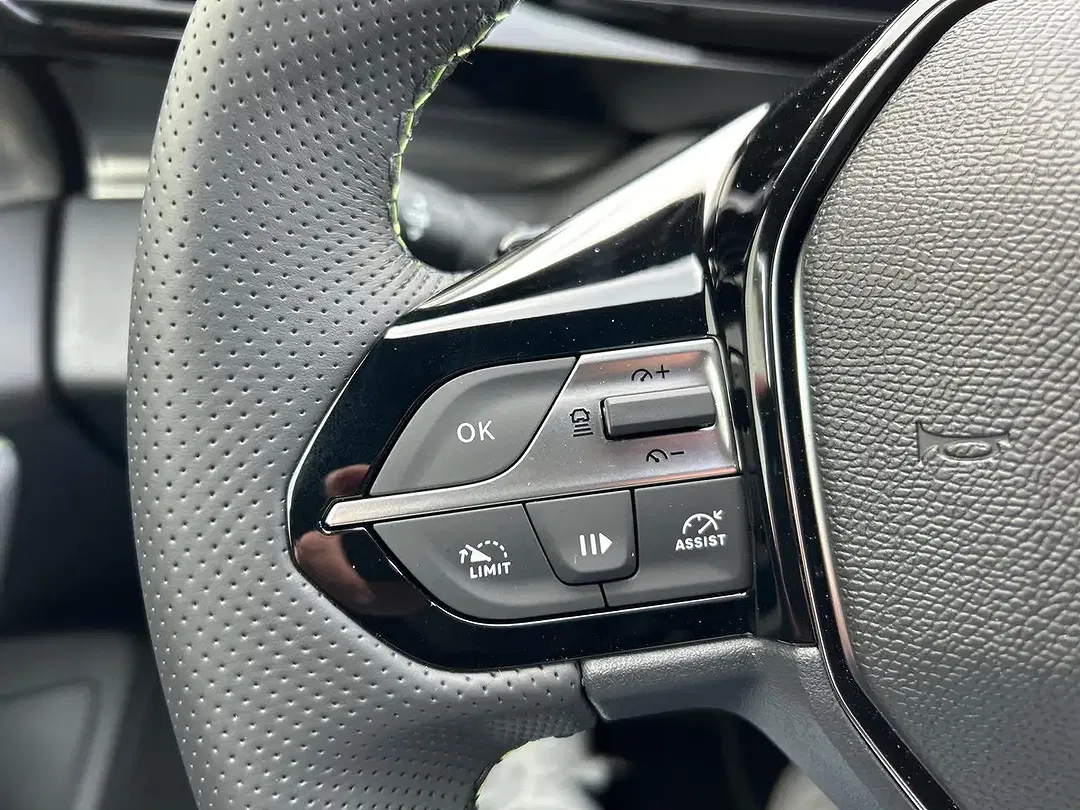 Peugeot 308 - Thumbnail 14