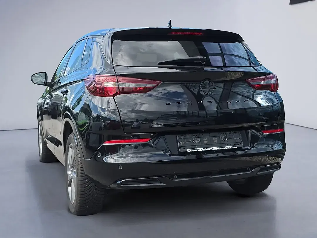 Opel Grandland - Thumbnail 4