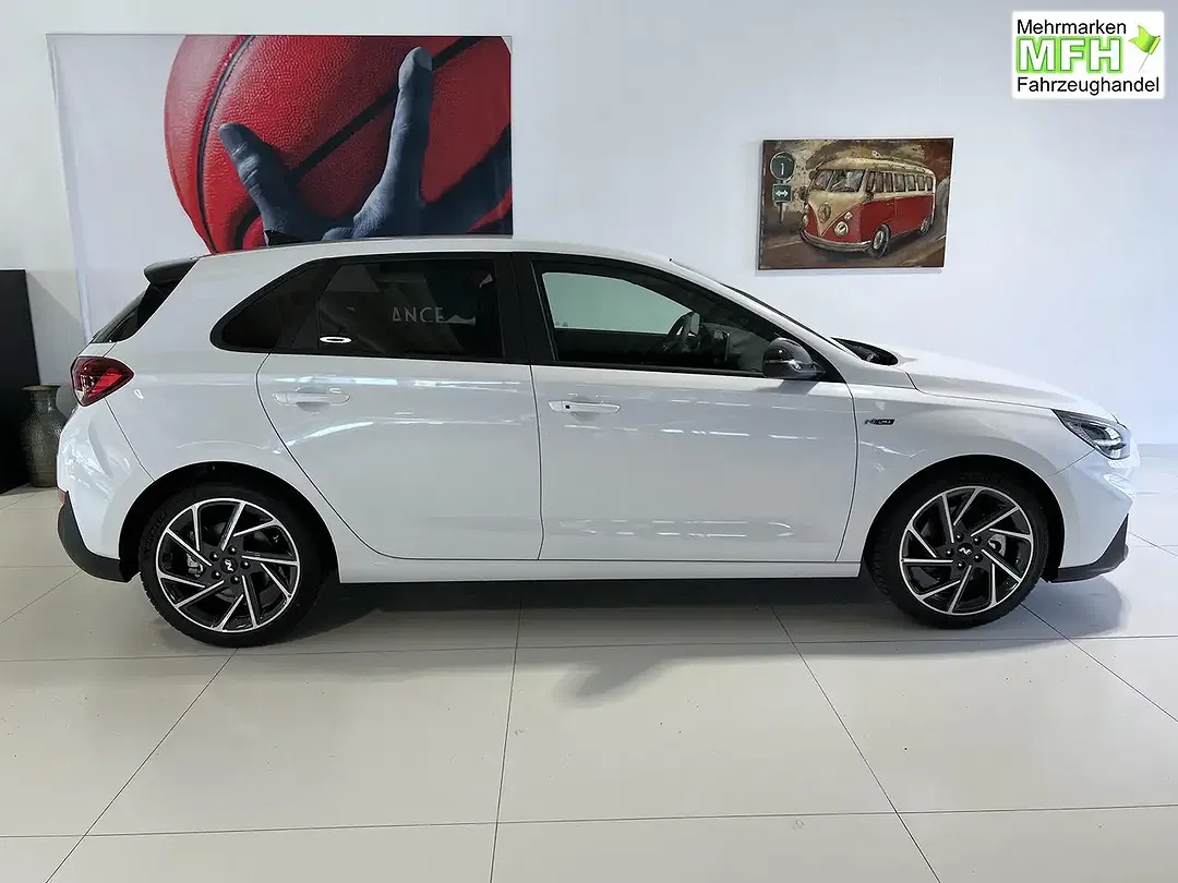 Hyundai i30 - Thumbnail 4