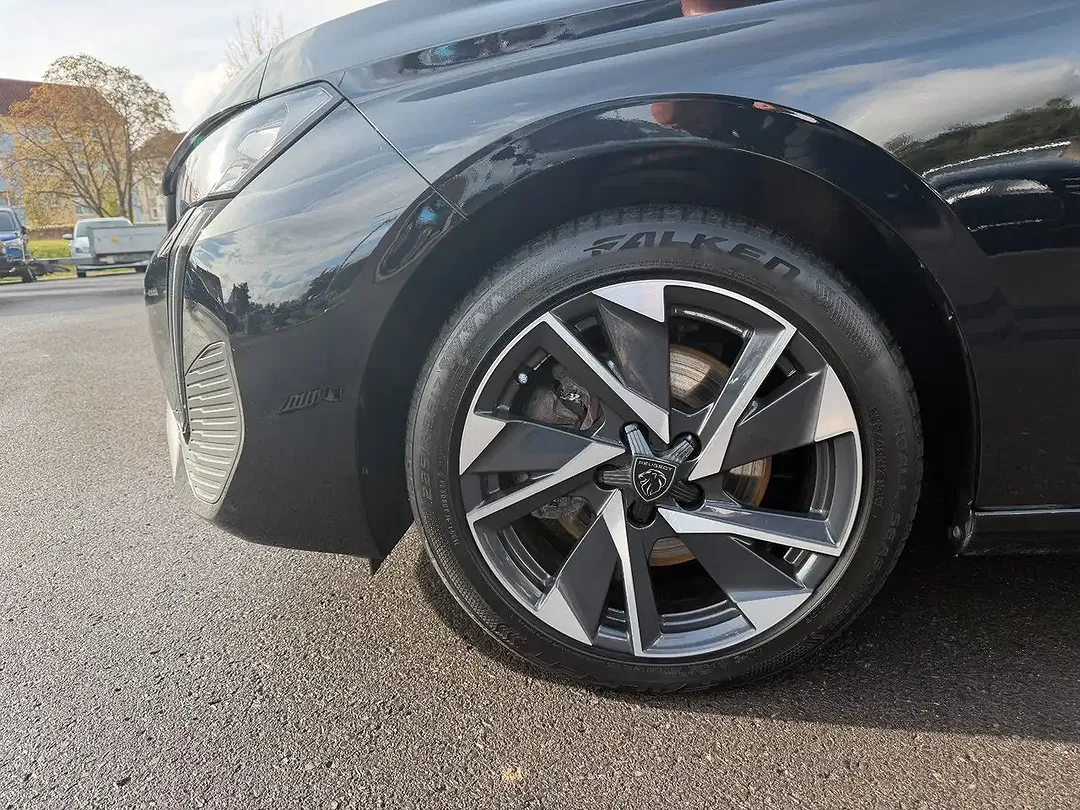 Peugeot 308 - Thumbnail 23