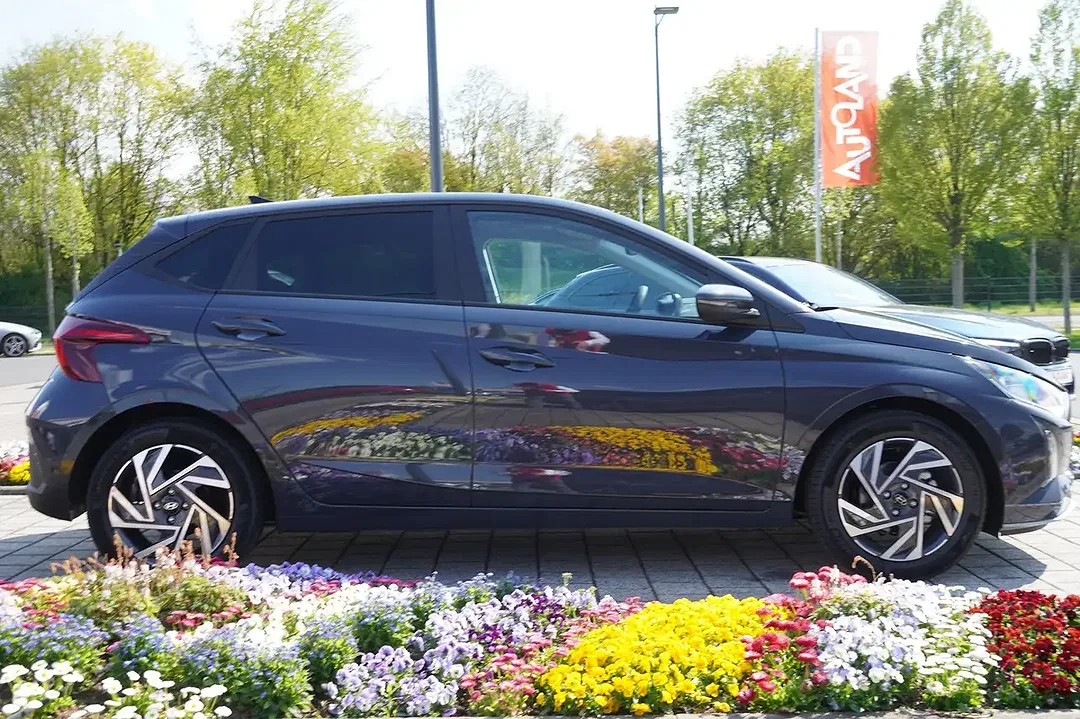 Hyundai i20 - Thumbnail 8